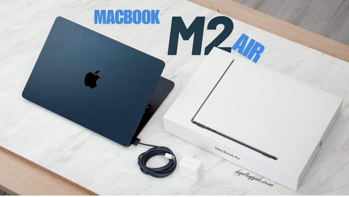 M2 MacBook Air